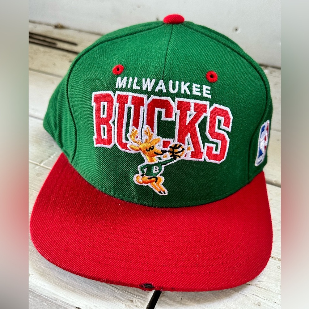 MITCHELL & NESS MILWAUKEE BUCKS SNAP